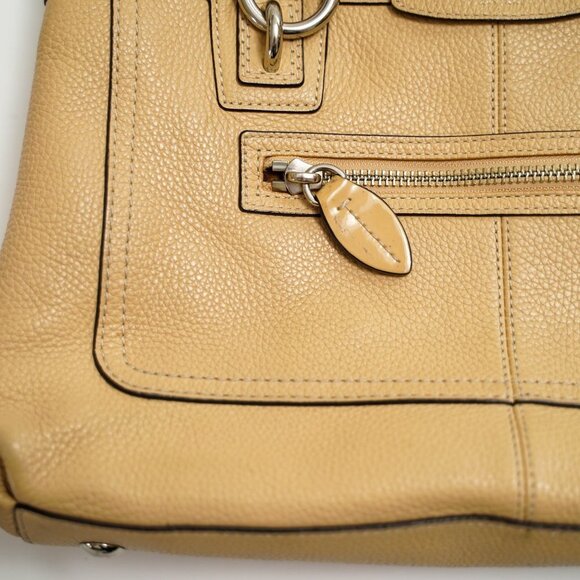 Vintage Coach "Penelope" Pebbled Shoulder Handbag - Picture 3 of 16